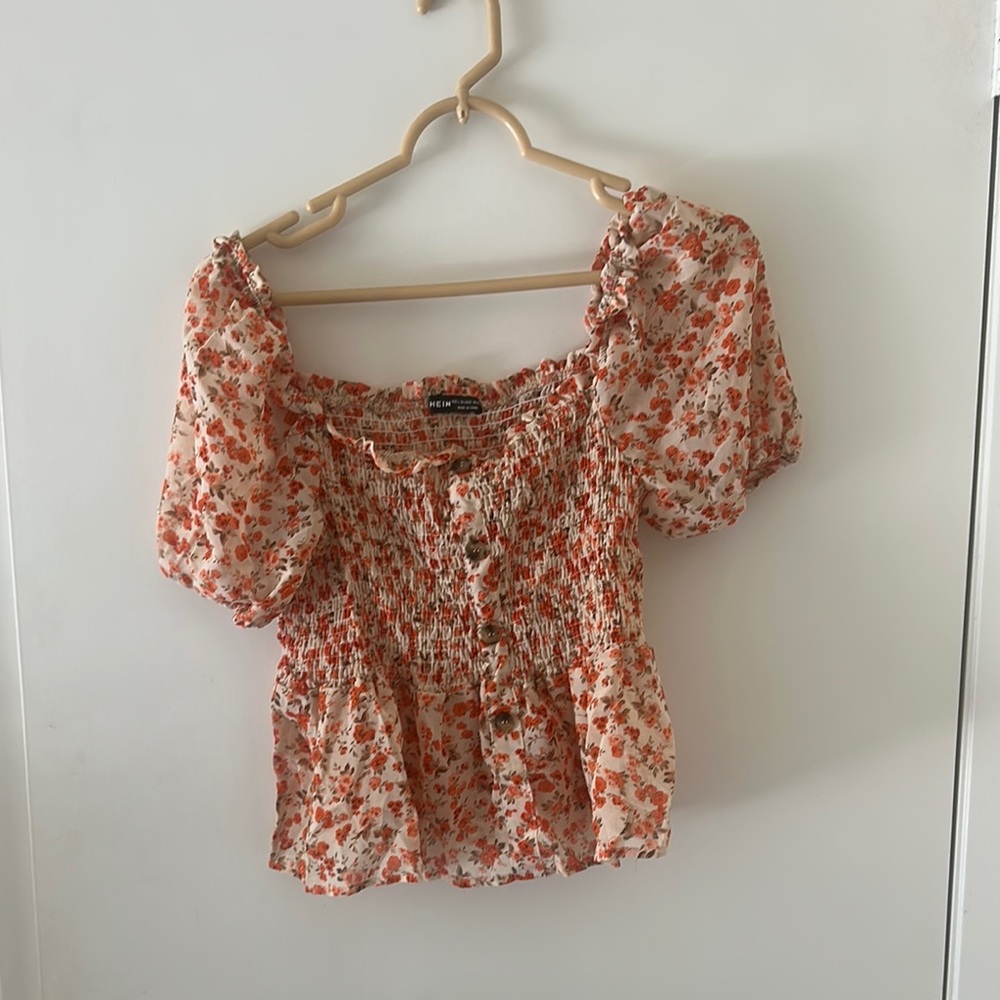 SHEIN Red Floral Puff Sleeve Blouse